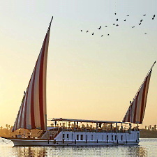 Nour El Nil Dahabiya